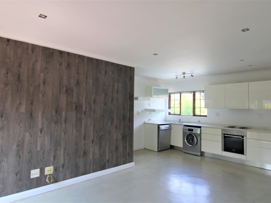 To Let 2 Bedroom Property for Rent in Bryanston Gauteng