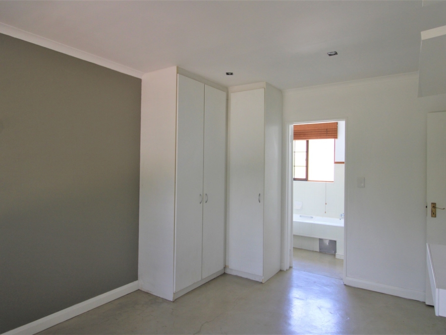 To Let 2 Bedroom Property for Rent in Bryanston Gauteng