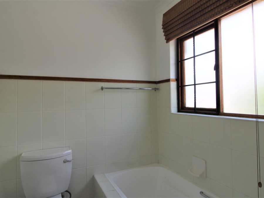 To Let 2 Bedroom Property for Rent in Bryanston Gauteng