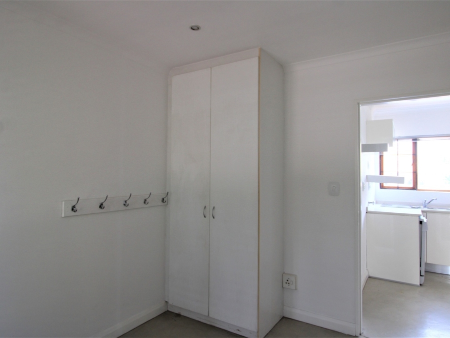 To Let 2 Bedroom Property for Rent in Bryanston Gauteng