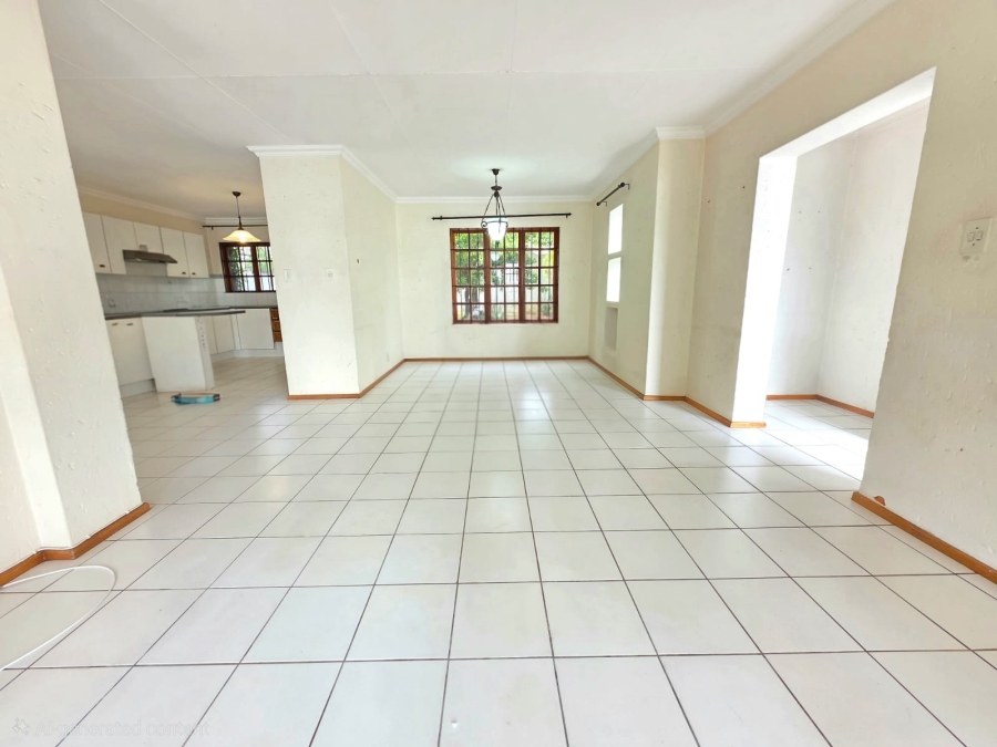 To Let 3 Bedroom Property for Rent in Lonehill Gauteng