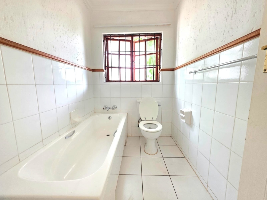 To Let 3 Bedroom Property for Rent in Lonehill Gauteng