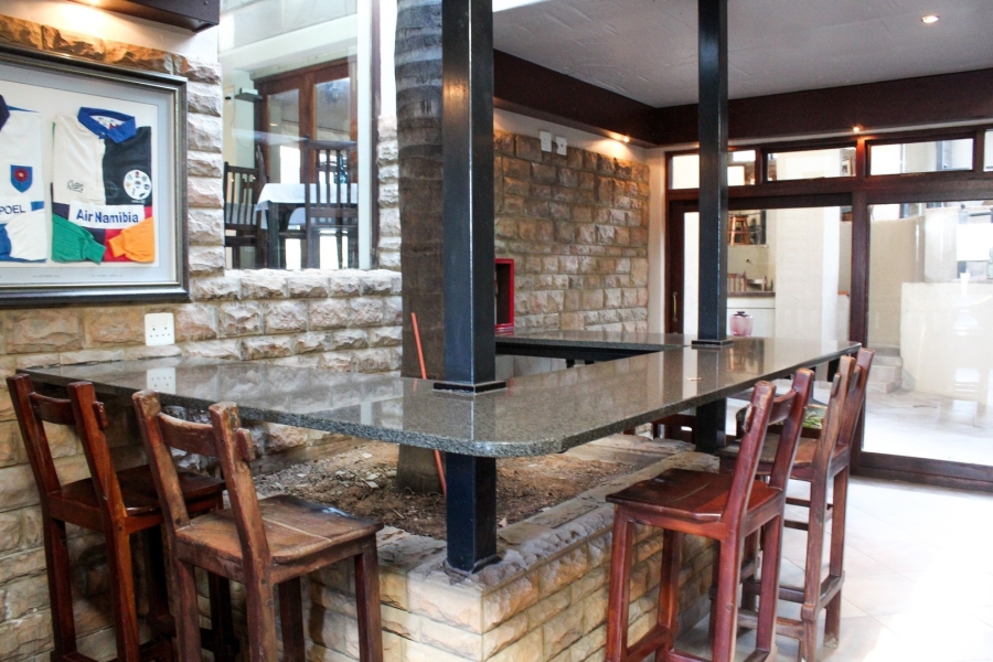 9 Bedroom Property for Sale in Waterkloof Ridge Gauteng