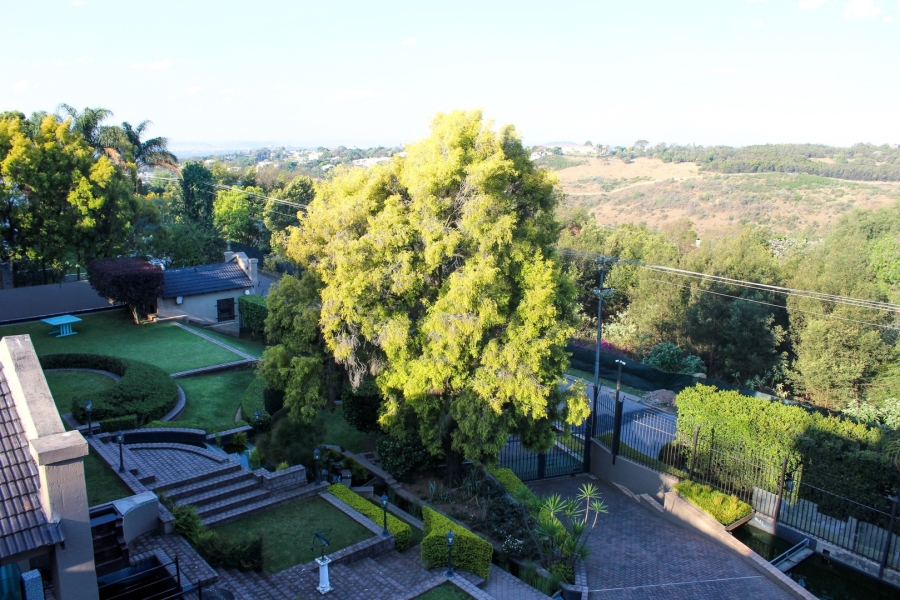 9 Bedroom Property for Sale in Waterkloof Ridge Gauteng