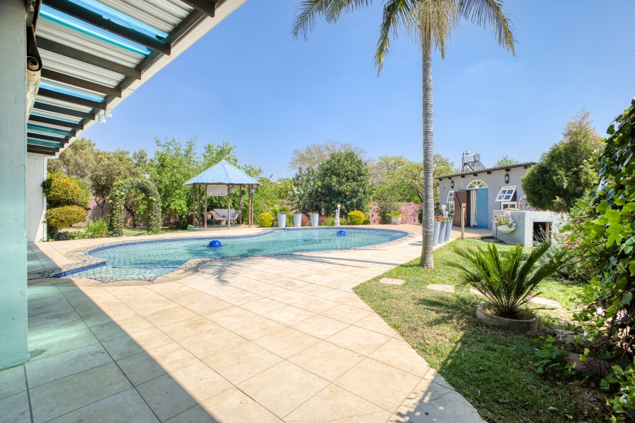 16 Bedroom Property for Sale in Chartwell Gauteng