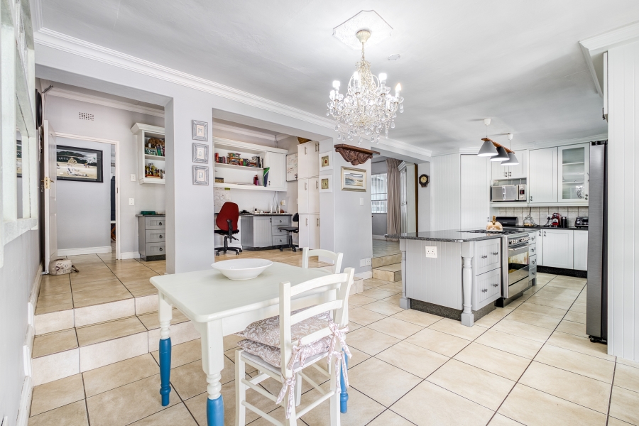 16 Bedroom Property for Sale in Chartwell Gauteng
