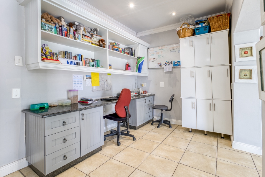 16 Bedroom Property for Sale in Chartwell Gauteng