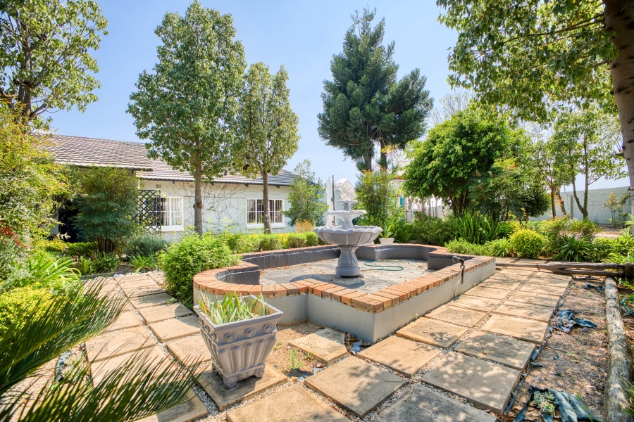 16 Bedroom Property for Sale in Chartwell Gauteng