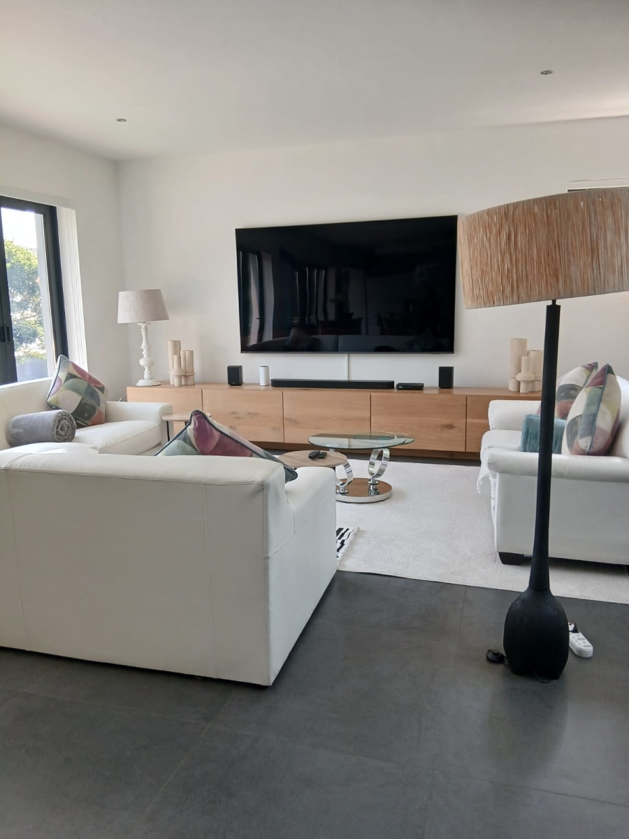 To Let 4 Bedroom Property for Rent in Helderfontein Estate Gauteng