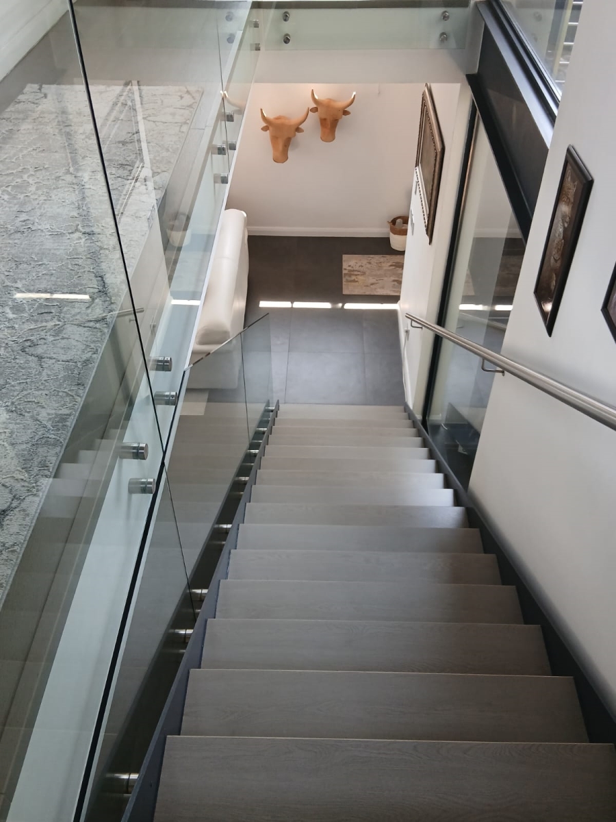 To Let 4 Bedroom Property for Rent in Helderfontein Estate Gauteng