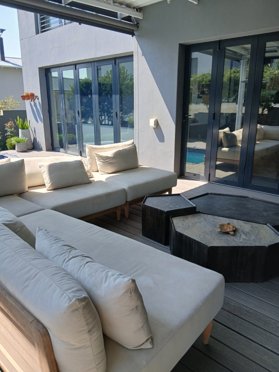 To Let 4 Bedroom Property for Rent in Helderfontein Estate Gauteng
