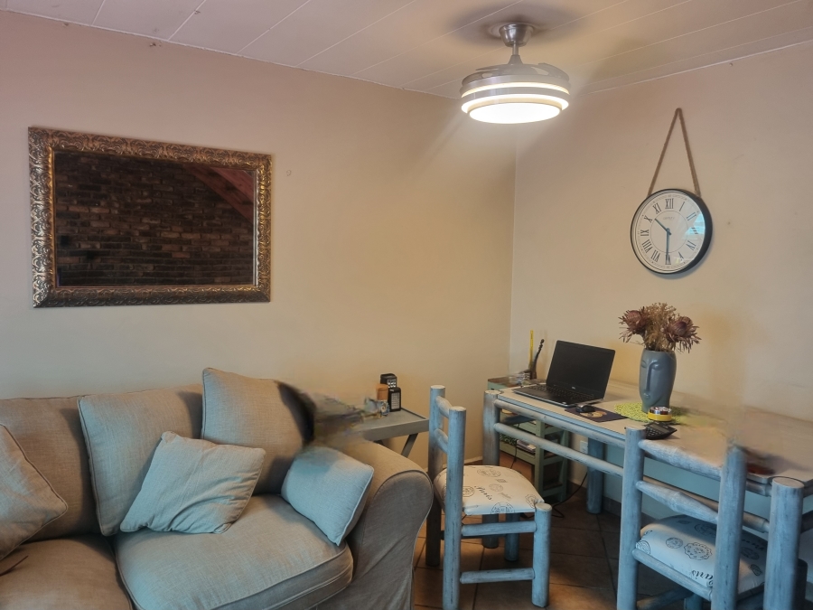 2 Bedroom Property for Sale in Pretoria North Gauteng