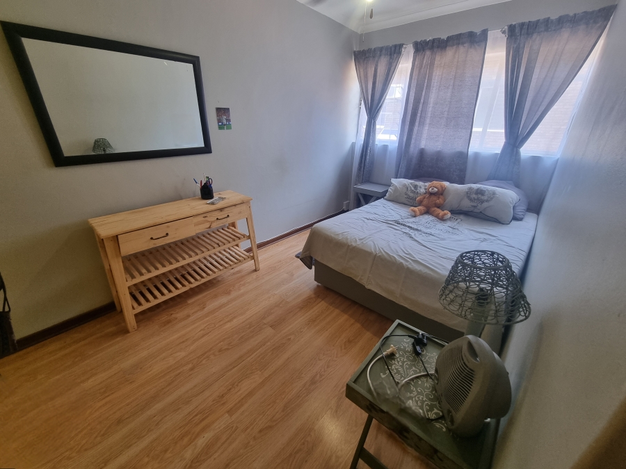 2 Bedroom Property for Sale in Pretoria North Gauteng