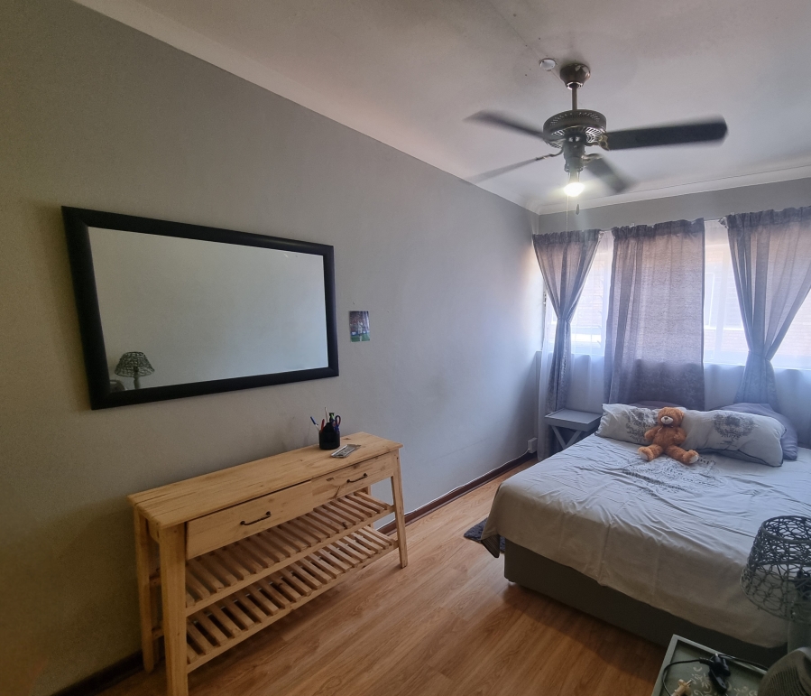 2 Bedroom Property for Sale in Pretoria North Gauteng