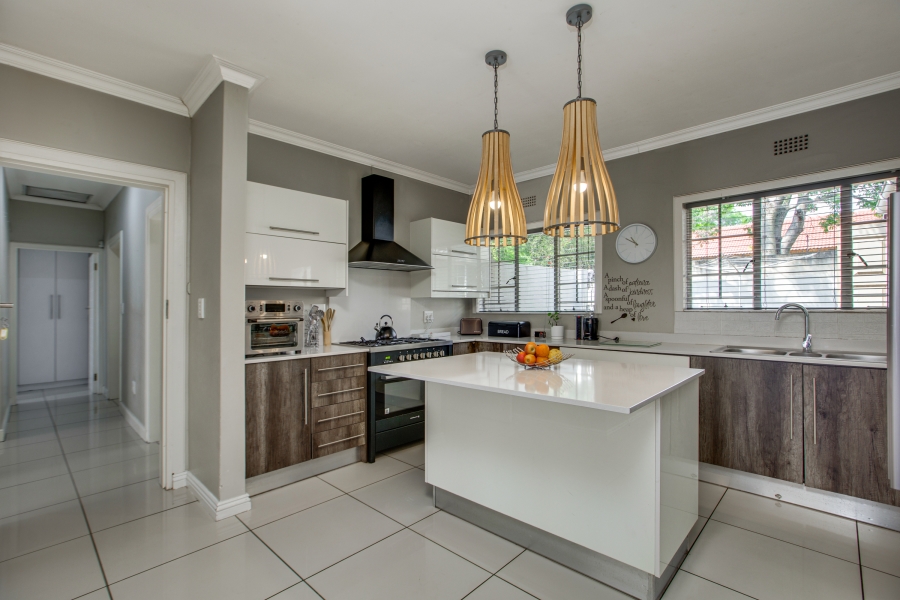 4 Bedroom Property for Sale in Johannesburg North Gauteng