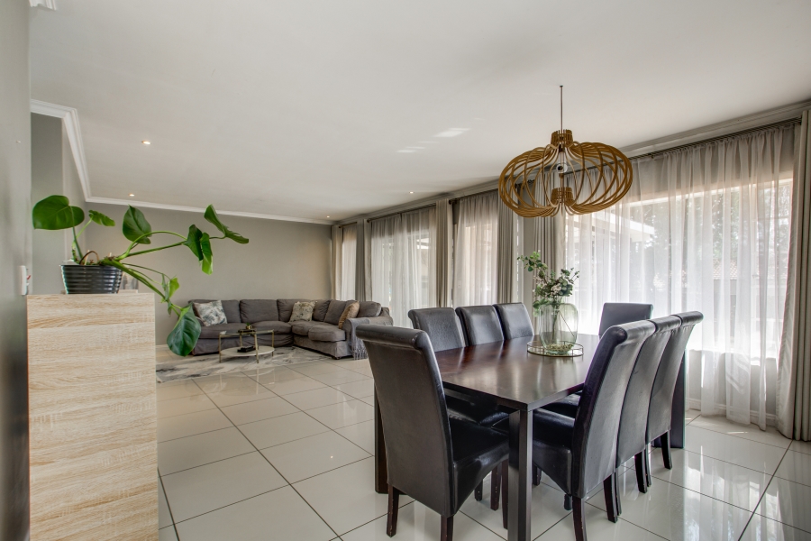4 Bedroom Property for Sale in Johannesburg North Gauteng