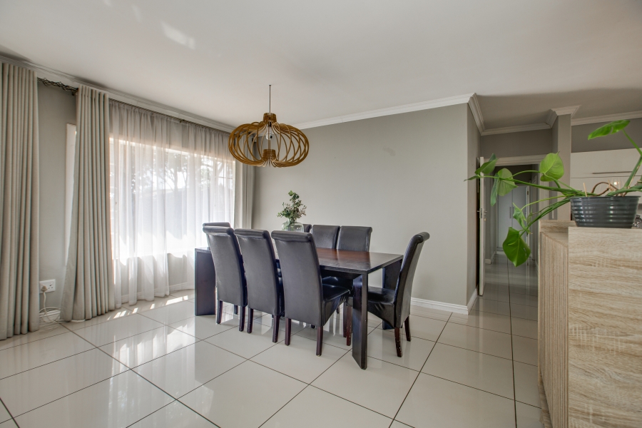 4 Bedroom Property for Sale in Johannesburg North Gauteng