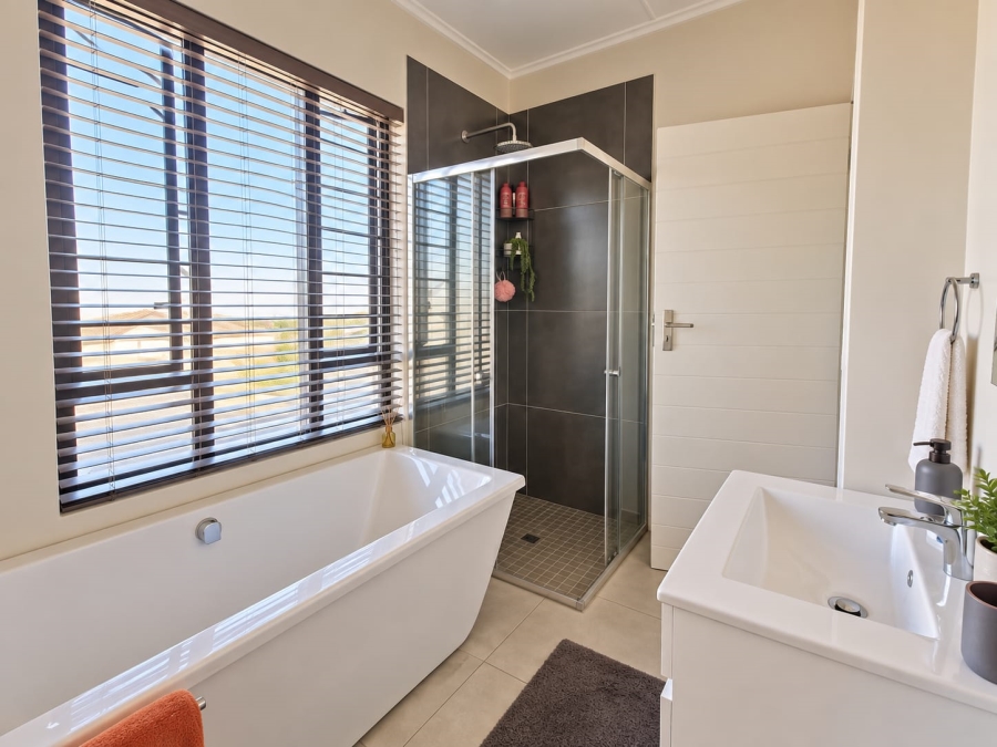 To Let 3 Bedroom Property for Rent in Craigavon Gauteng