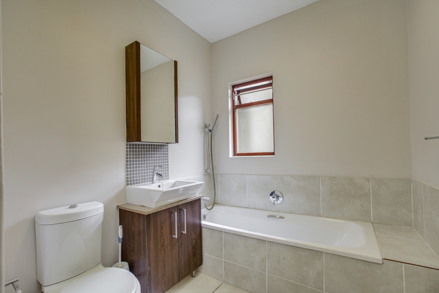 2 Bedroom Property for Sale in Fourways Gauteng