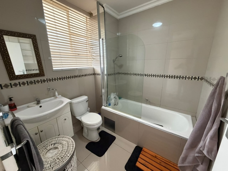1 Bedroom Property for Sale in Bedford Gardens Gauteng