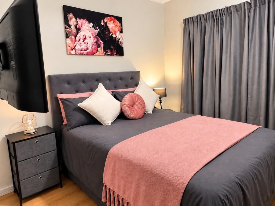 To Let 2 Bedroom Property for Rent in Lonehill Gauteng