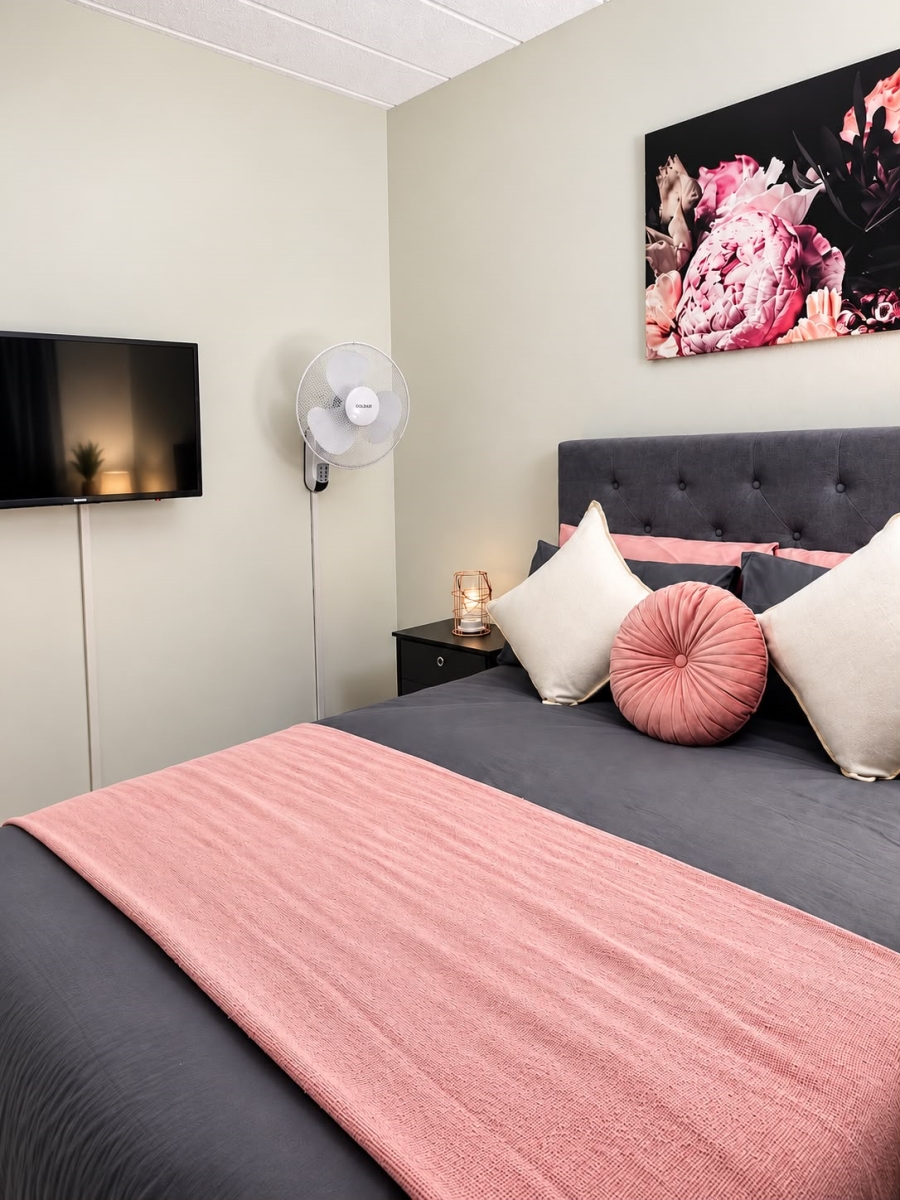 To Let 2 Bedroom Property for Rent in Lonehill Gauteng