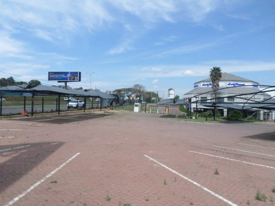 To Let Commercial Property for Rent in Bryanston Gauteng