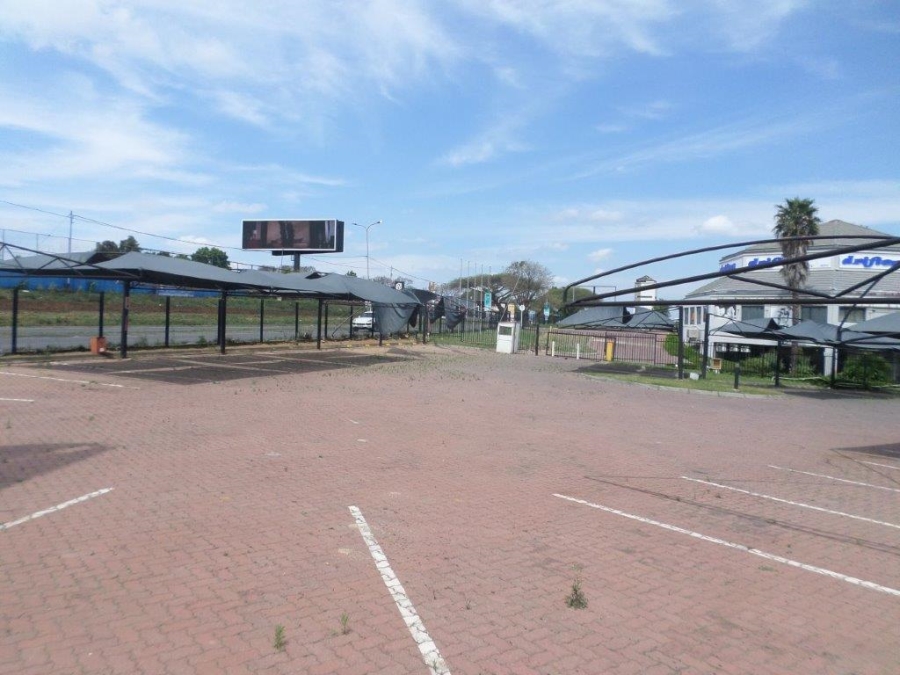 To Let Commercial Property for Rent in Bryanston Gauteng