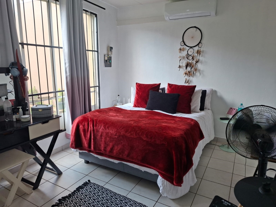 2 Bedroom Property for Sale in Sunnyridge Gauteng