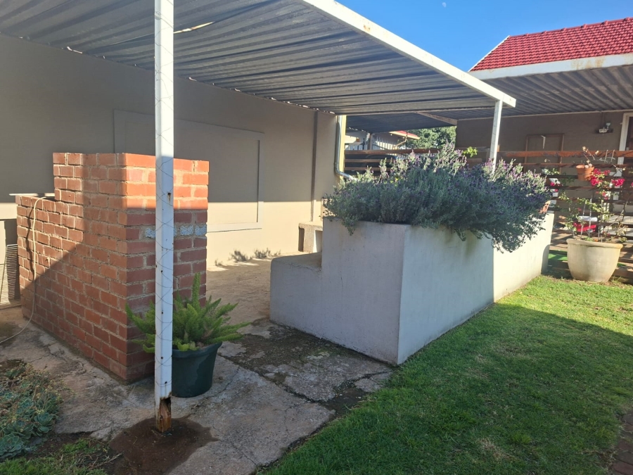 To Let 2 Bedroom Property for Rent in Sunnyridge Gauteng