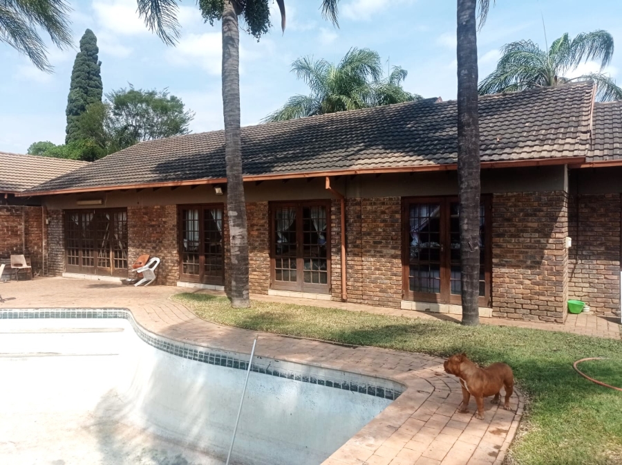 4 Bedroom Property for Sale in East Lynne Gauteng