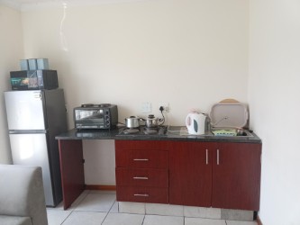 To Let 1 Bedroom Property for Rent in Discovery Gauteng