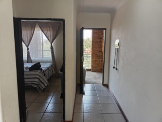 To Let 1 Bedroom Property for Rent in Discovery Gauteng
