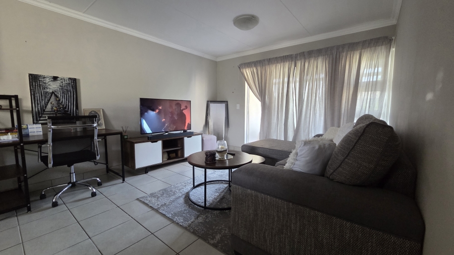 To Let 2 Bedroom Property for Rent in Montana Gauteng