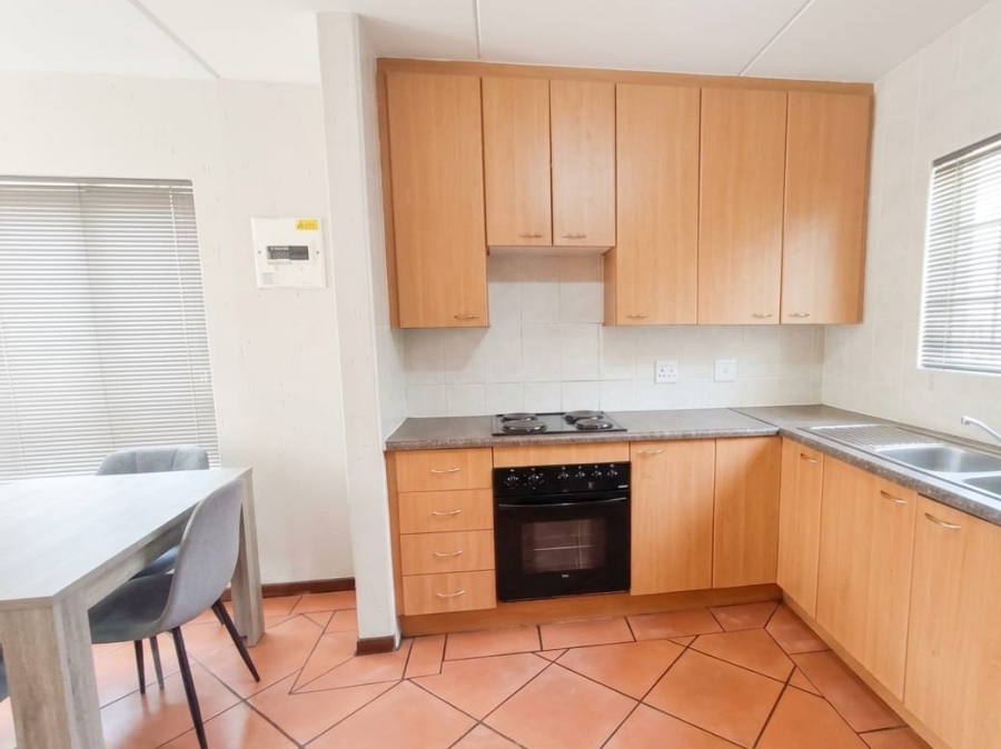 2 Bedroom Property for Sale in North Riding Gauteng