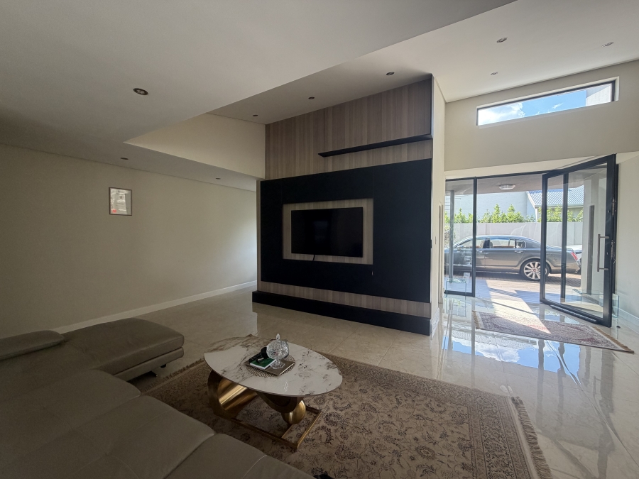 To Let 4 Bedroom Property for Rent in Eldo Lakes Estate Gauteng