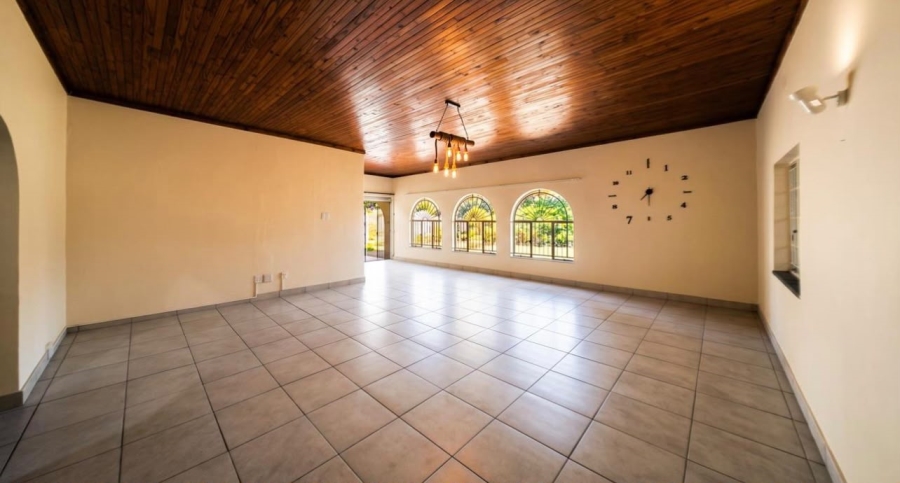 4 Bedroom Property for Sale in Pretoria Gardens Gauteng