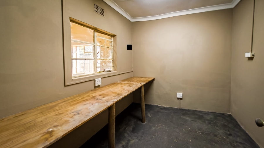 4 Bedroom Property for Sale in Pretoria Gardens Gauteng