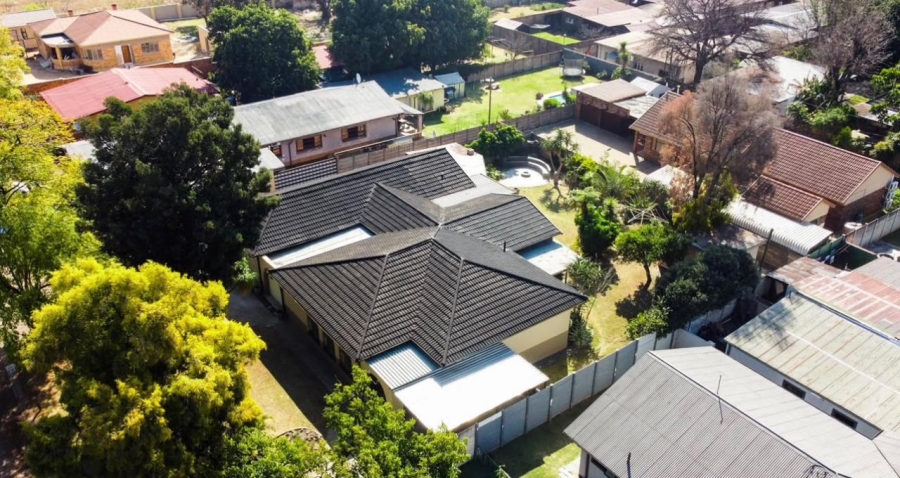 4 Bedroom Property for Sale in Pretoria Gardens Gauteng