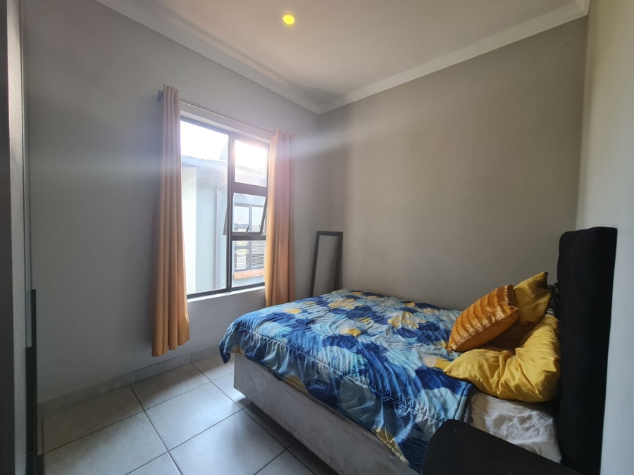 To Let 3 Bedroom Property for Rent in Six Fountains Estate Gauteng
