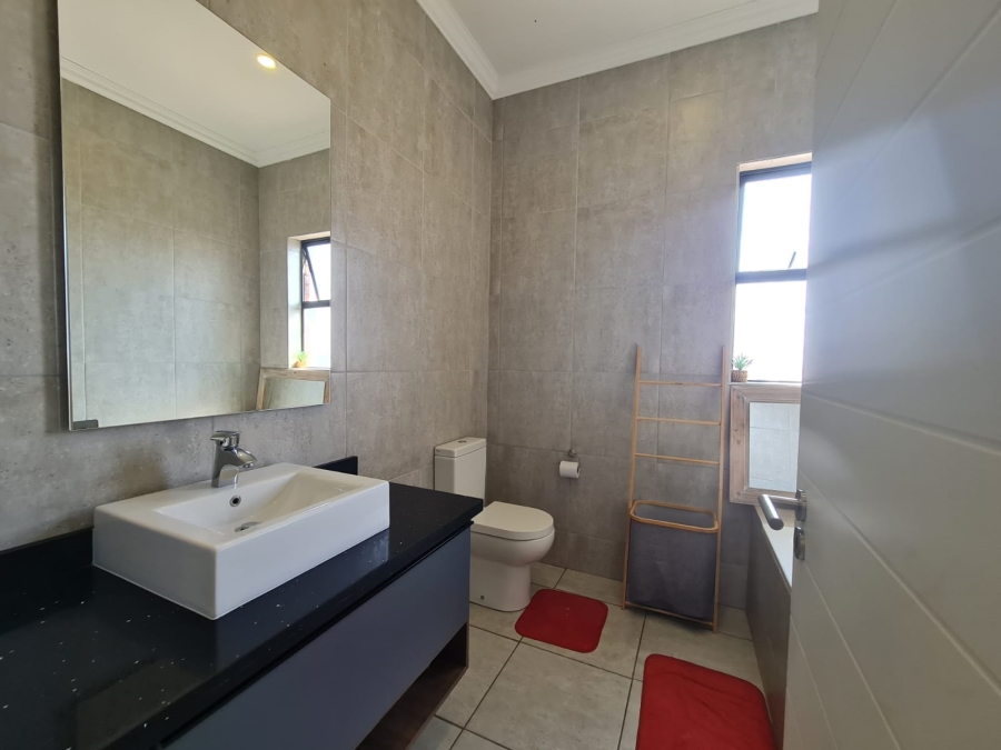 To Let 3 Bedroom Property for Rent in Six Fountains Estate Gauteng
