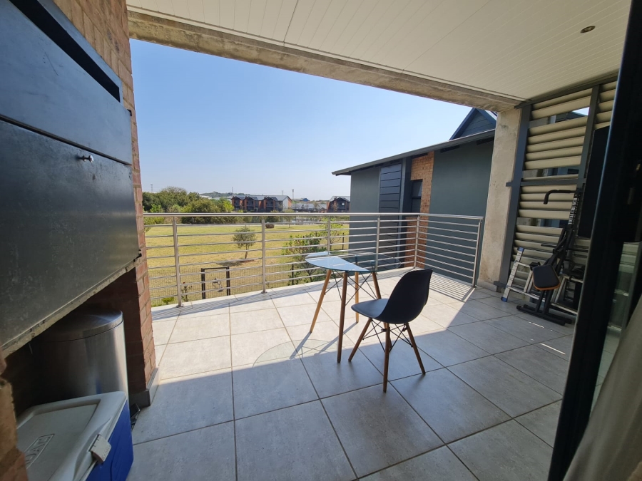 To Let 3 Bedroom Property for Rent in Six Fountains Estate Gauteng