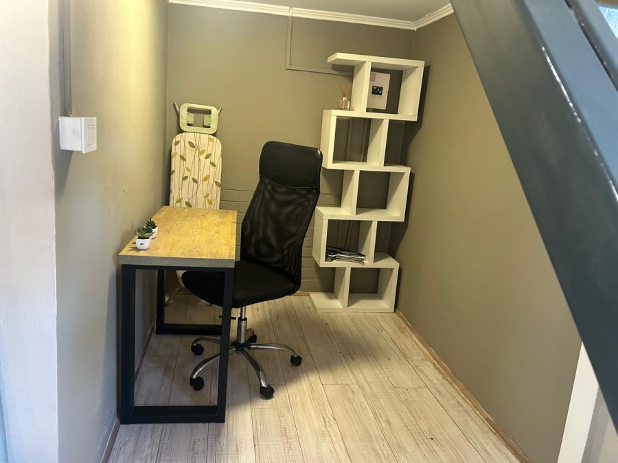 To Let 1 Bedroom Property for Rent in Villieria Gauteng
