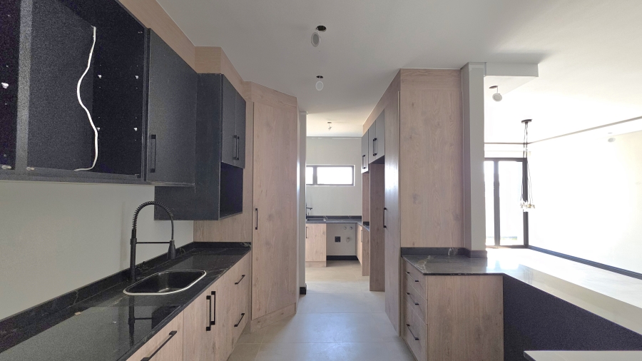 3 Bedroom Property for Sale in Raslouw Gauteng
