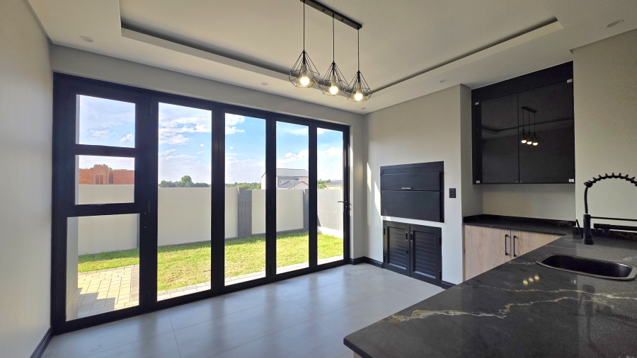3 Bedroom Property for Sale in Raslouw Gauteng