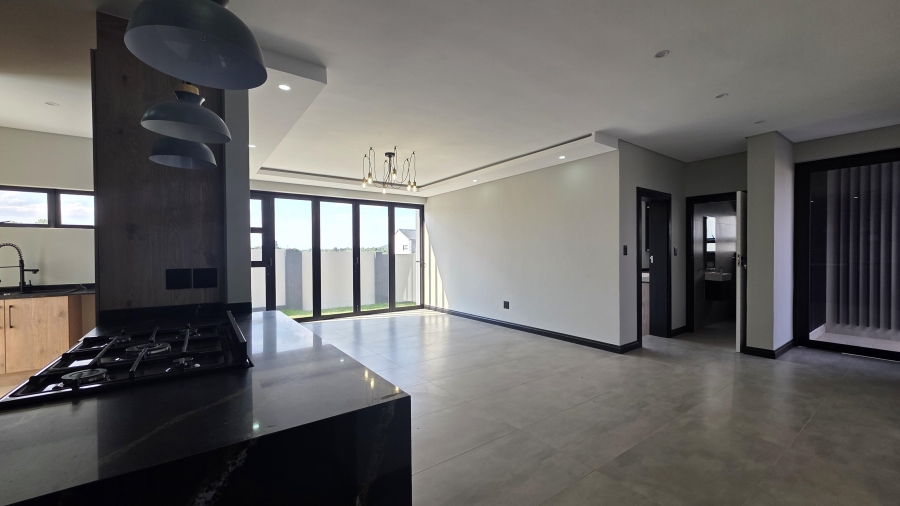 3 Bedroom Property for Sale in Raslouw Gauteng