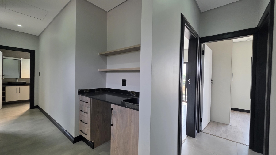 3 Bedroom Property for Sale in Raslouw Gauteng