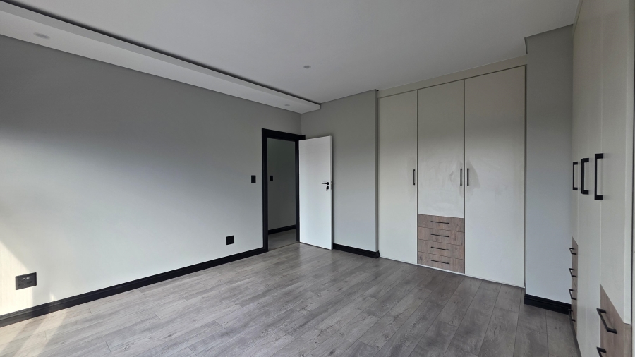 3 Bedroom Property for Sale in Raslouw Gauteng
