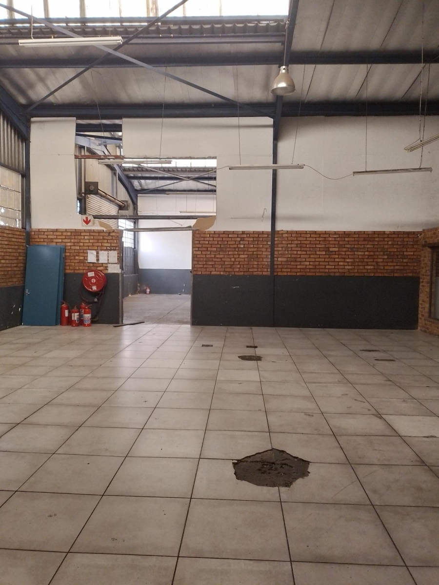 To Let Commercial Property for Rent in Jet Park Gauteng