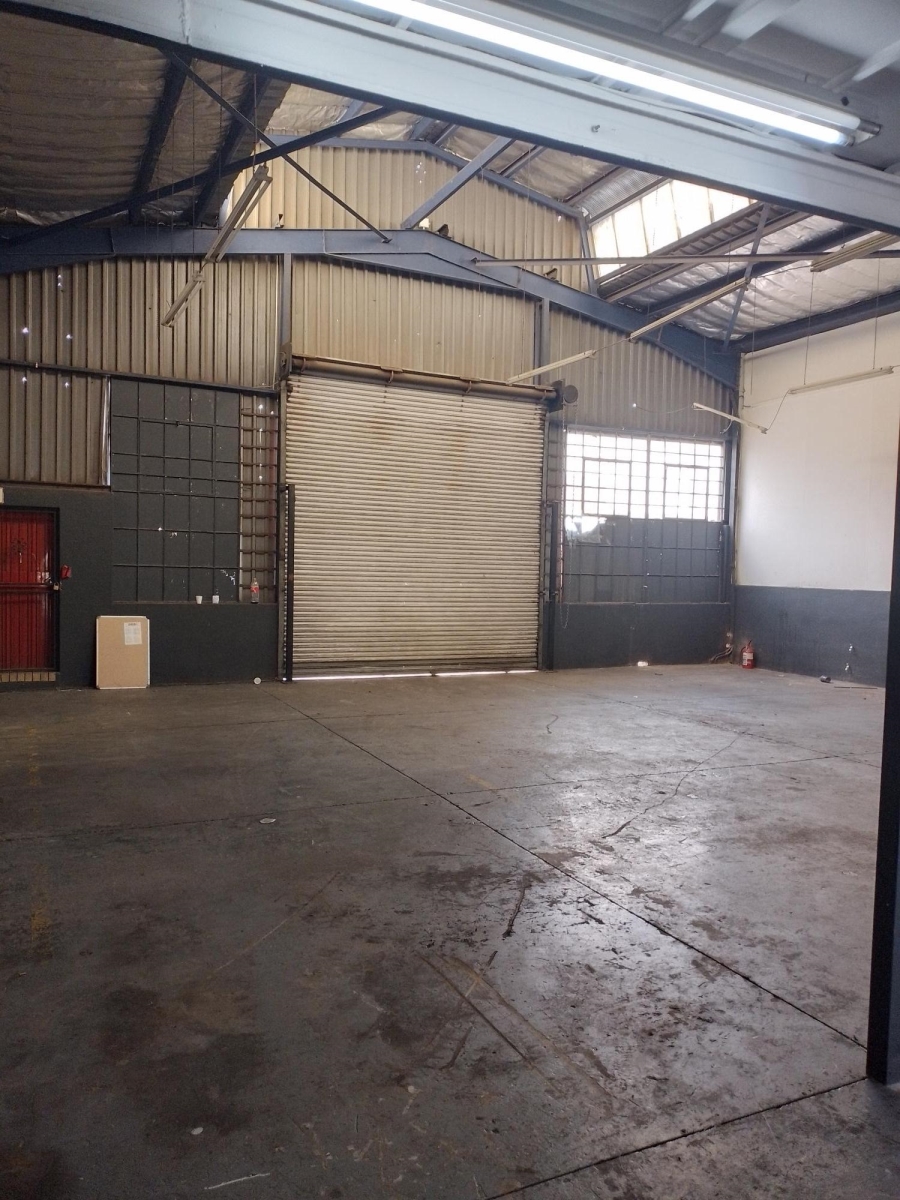 To Let Commercial Property for Rent in Jet Park Gauteng